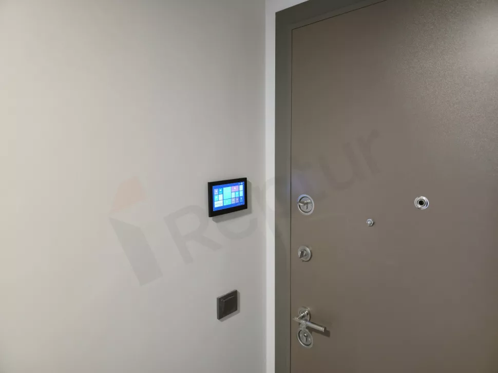 Стамбул Есенюртте жаңа 1+1 пәтер: Күзеті бар және тиімді баға