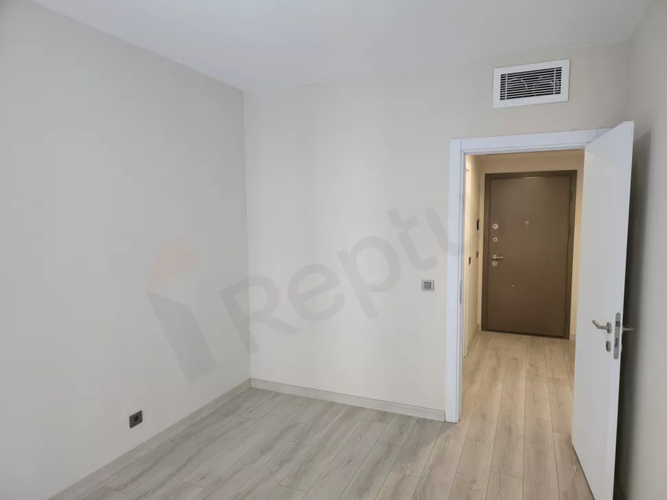 Стамбул Есенюртте жаңа 1+1 пәтер: Күзеті бар және тиімді баға