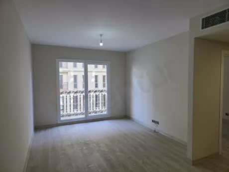 Стамбул Есенюртте жаңа 1+1 пәтер: Күзеті бар және тиімді баға