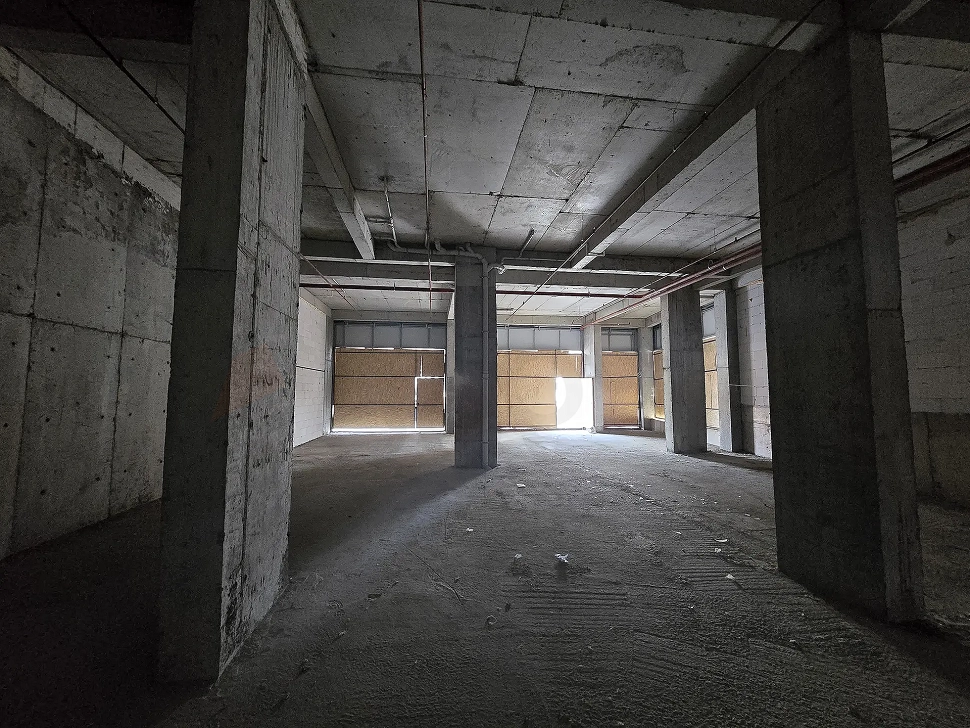 Пендикте метро жанындағы 306 м² жаңа дүкен: Азаматтыққа қолайлы