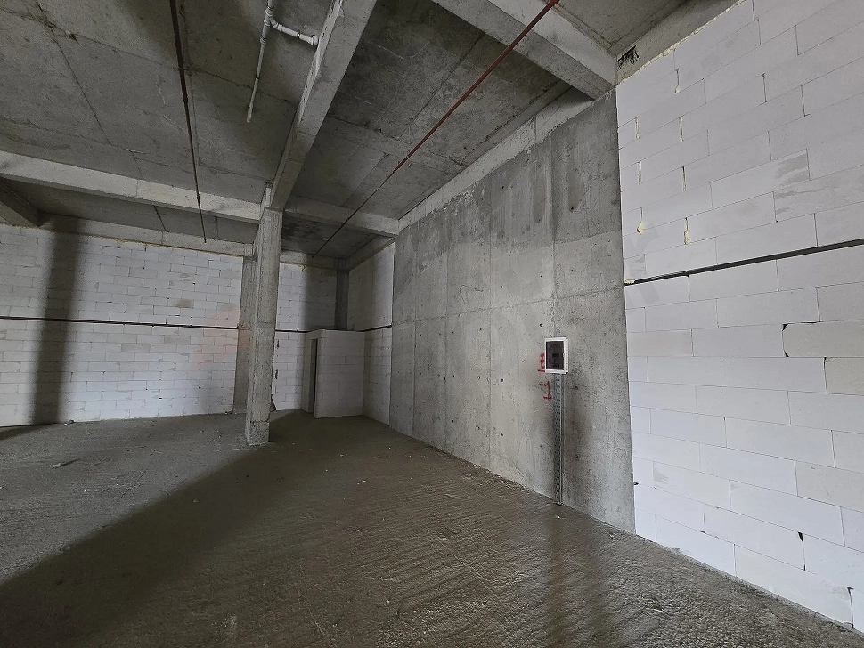 Пендикте метро жанындағы 306 м² жаңа дүкен: Азаматтыққа қолайлы