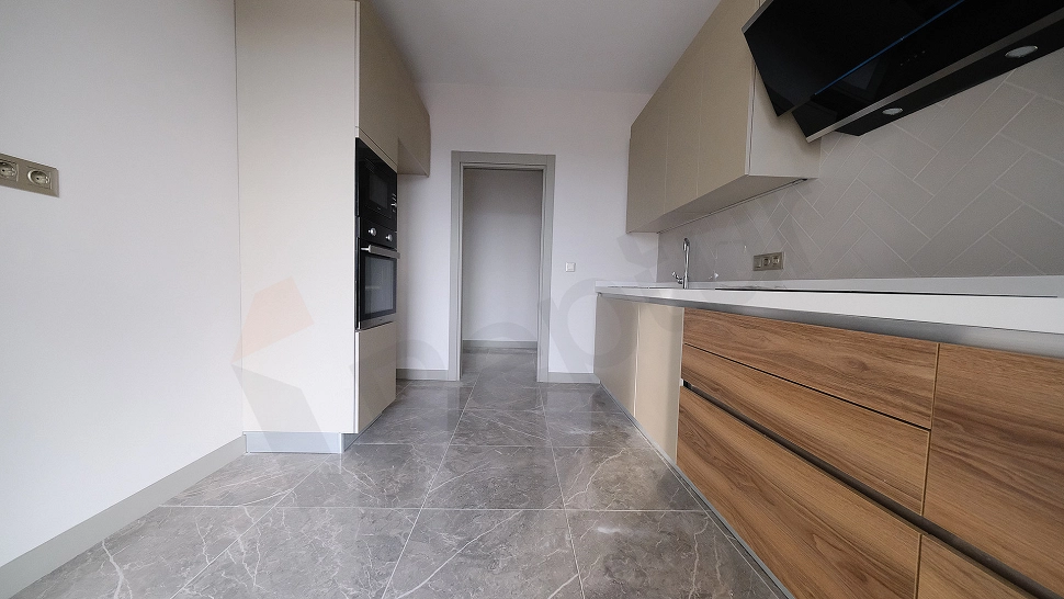 Зейтинбурну: 163 м² жаңа пәтер, метро жанында, азаматтыққа қолайлы