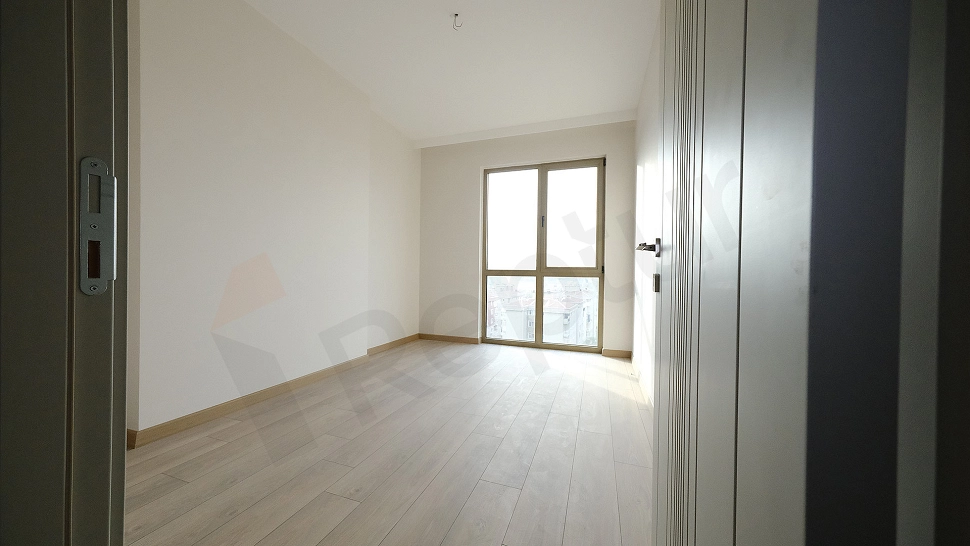 Зейтинбурну: 163 м² жаңа пәтер, метро жанында, азаматтыққа қолайлы