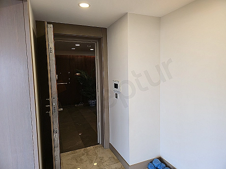 Үскідардағы азаматтыққа жарамды 528 м² премиум дуплекс сатылады