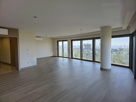Үскідардағы азаматтыққа жарамды 528 м² премиум дуплекс сатылады