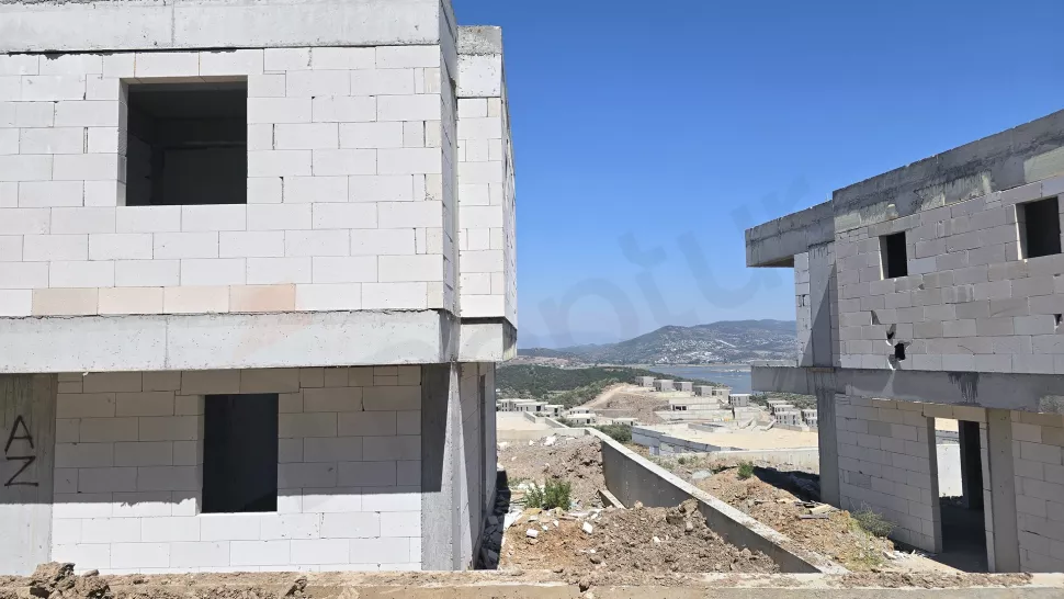 Бодрумда жеке жағажайы бар 2 бөлмелі заманауи вилла сатылады